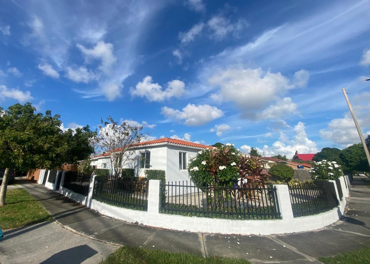 Main House 3 Bed 2 Bath & Guest House 1 Bed 1 Bath Miami Exterior foto
